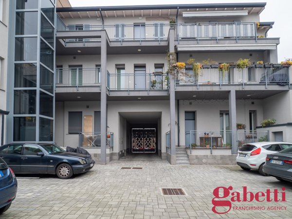 appartamento in vendita a Milano in zona Crescenzago