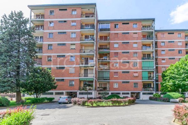 appartamento in vendita a Milano in zona Greco