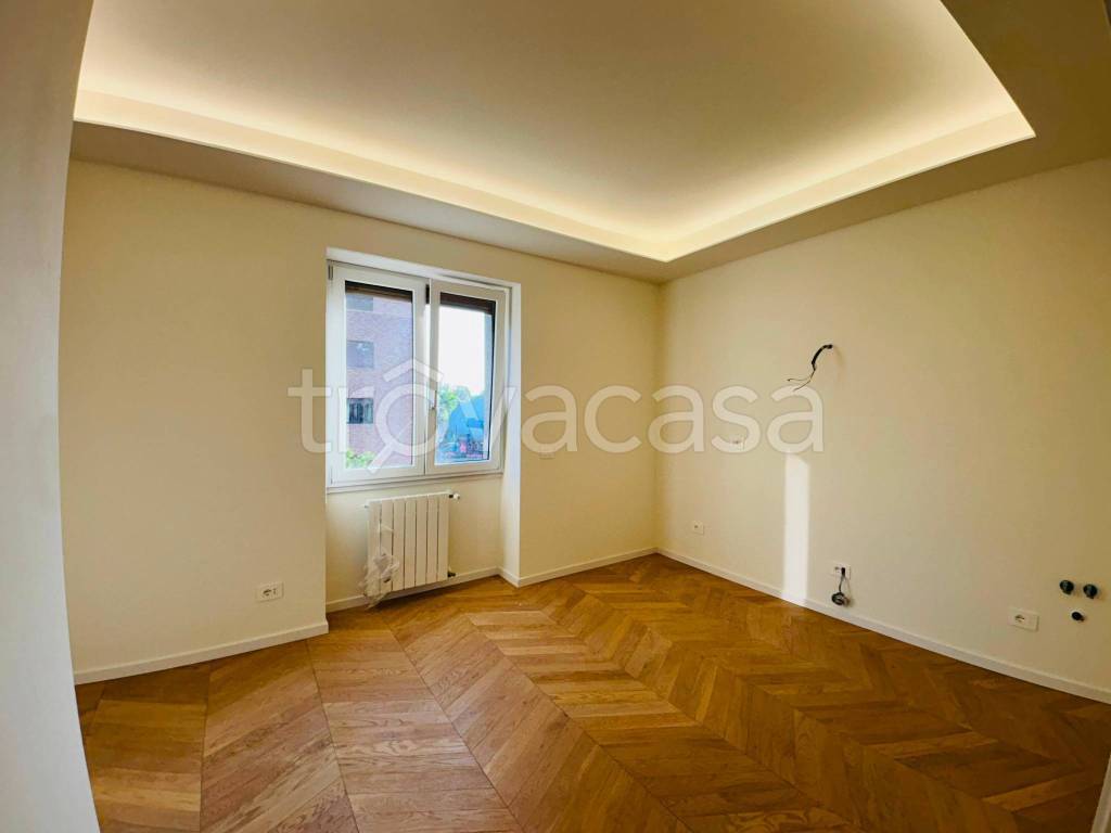 appartamento in vendita a Milano in zona Piazzale Lodi