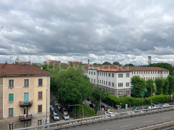 appartamento in vendita a Milano in zona Ghisolfa