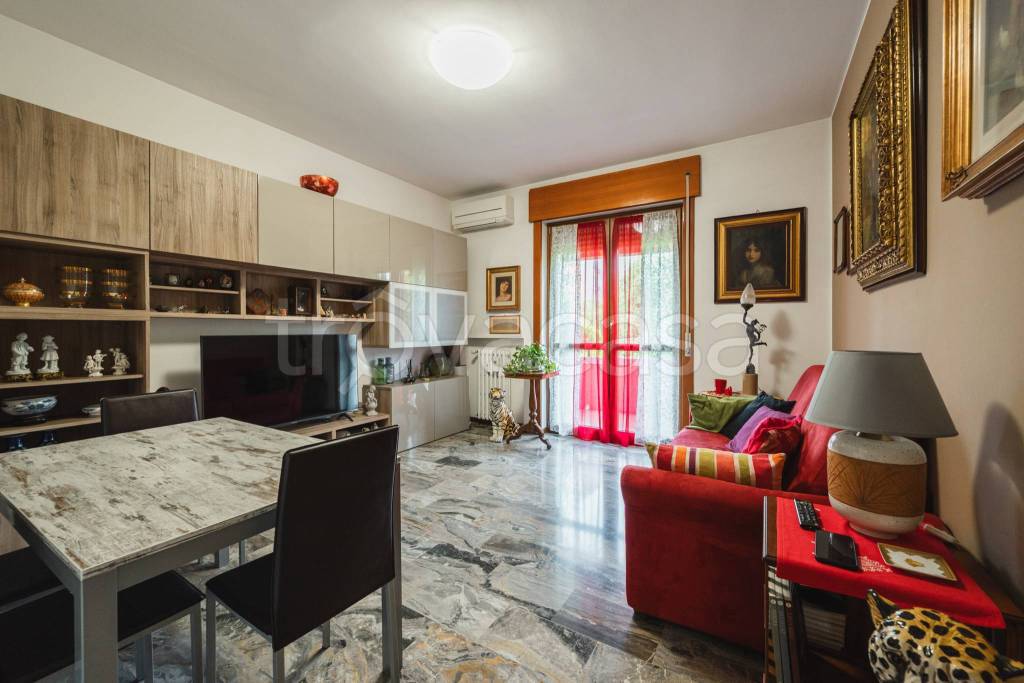 appartamento in vendita a Milano in zona San Cristoforo