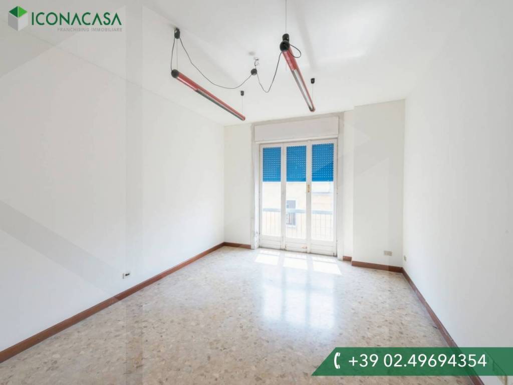 appartamento in vendita a Milano in zona Centro Direzionale