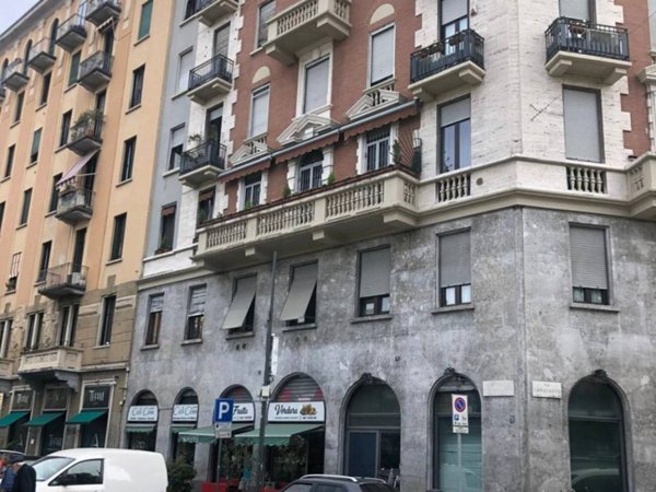 negozio in vendita a Milano in zona Città Studi