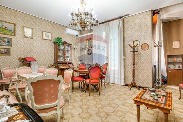 appartamento in vendita a Milano in zona Loreto
