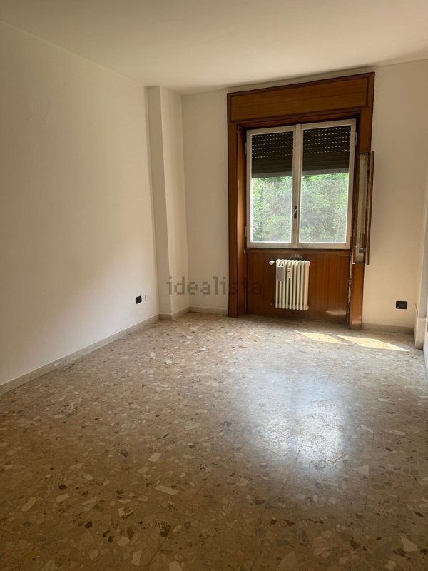 appartamento in vendita a Milano in zona Famagosta