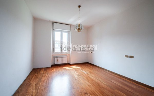 appartamento in vendita a Milano in zona Casoretto