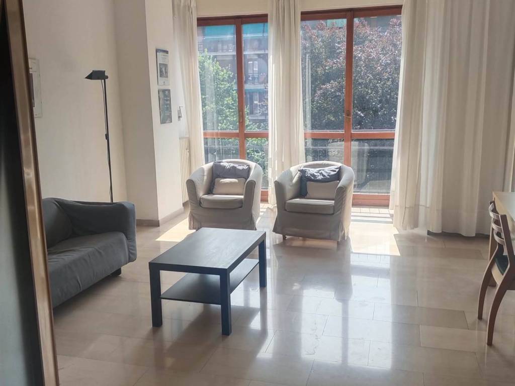 appartamento in vendita a Milano in zona Isola