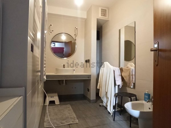 ufficio in vendita a Milano in zona Niguarda