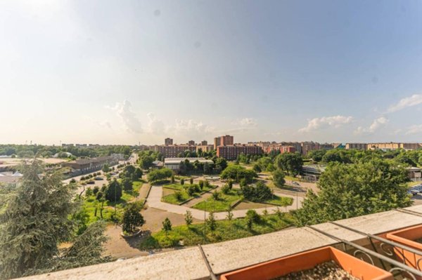 appartamento in vendita a Milano in zona QT8