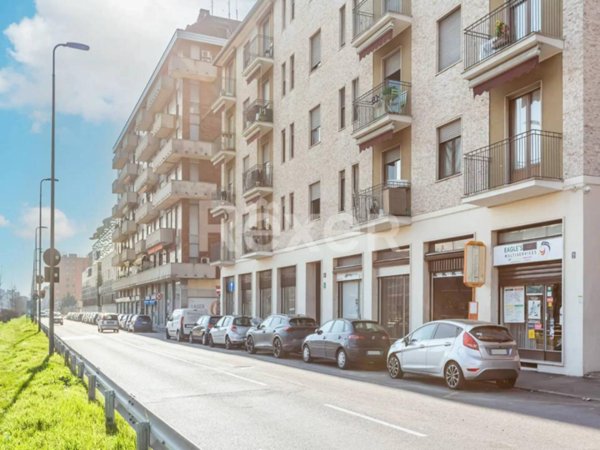 appartamento in vendita a Milano in zona Rottole