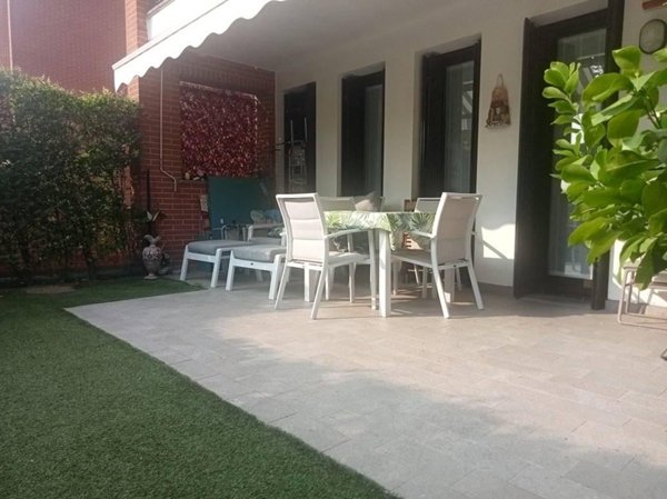 appartamento in vendita a Milano in zona Muggiano