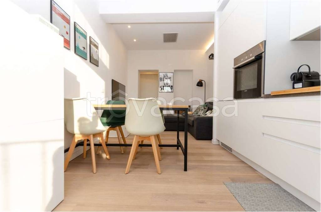 appartamento in vendita a Milano in zona Solari