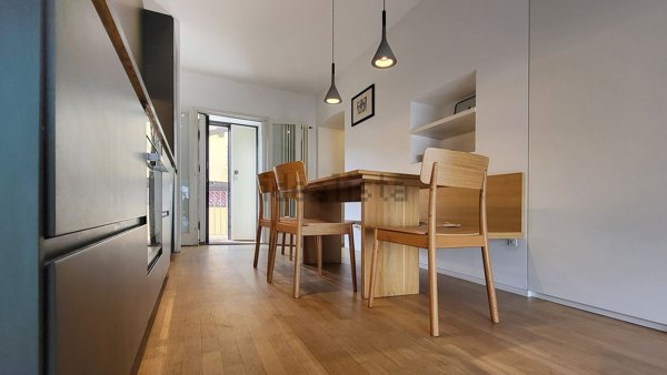 appartamento in vendita a Milano in zona Porta Genova