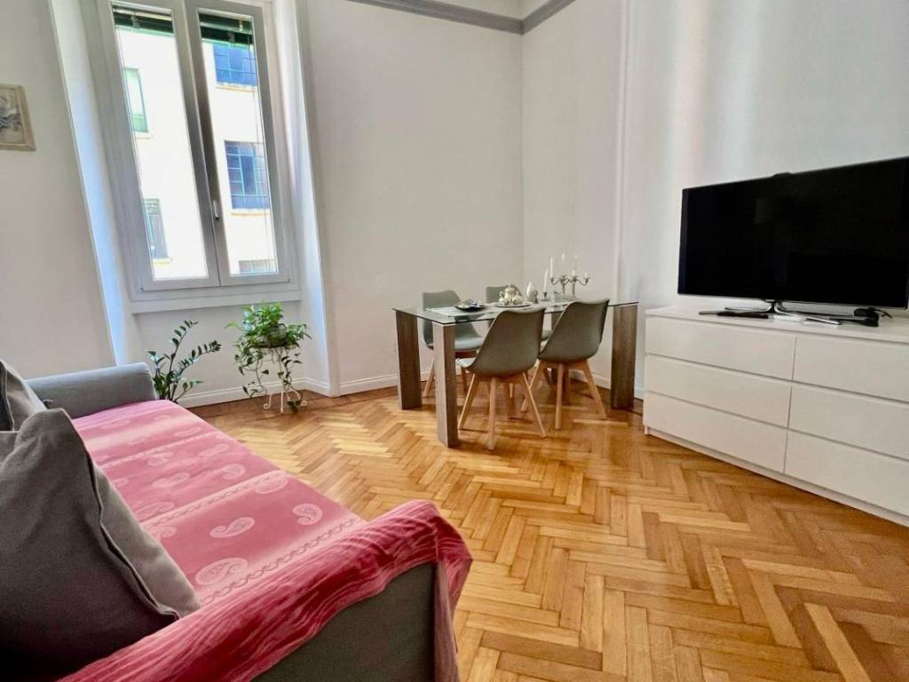 appartamento in vendita a Milano in zona Porta Vittoria