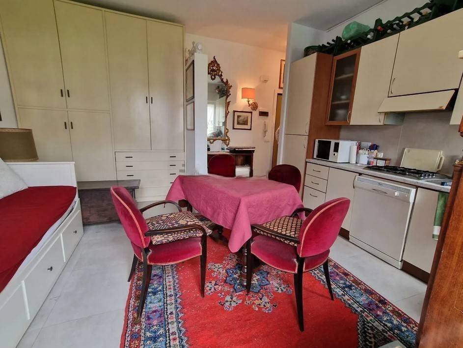 appartamento in vendita a Milano in zona Rogoredo