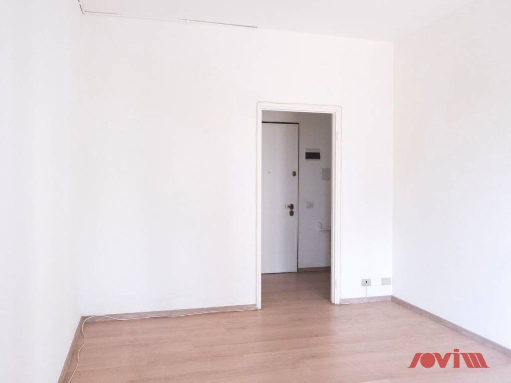 appartamento in vendita a Milano in zona Corvetto