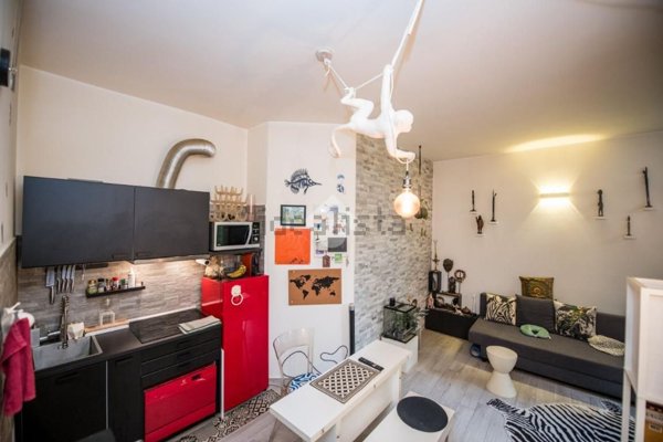 appartamento in vendita a Milano in zona Porta Vittoria