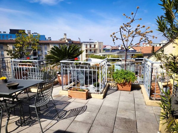 appartamento in vendita a Milano in zona Isola