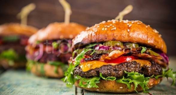 quadrivano in vendita a Milano in zona Centro Direzionale