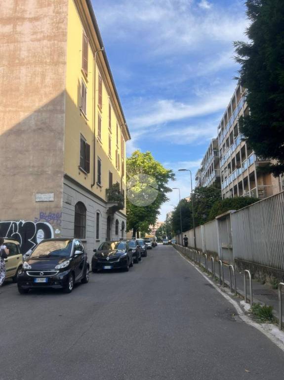 appartamento in vendita a Milano in zona Bocconi
