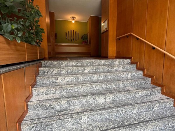 appartamento in vendita a Milano in zona Chiesa Rossa
