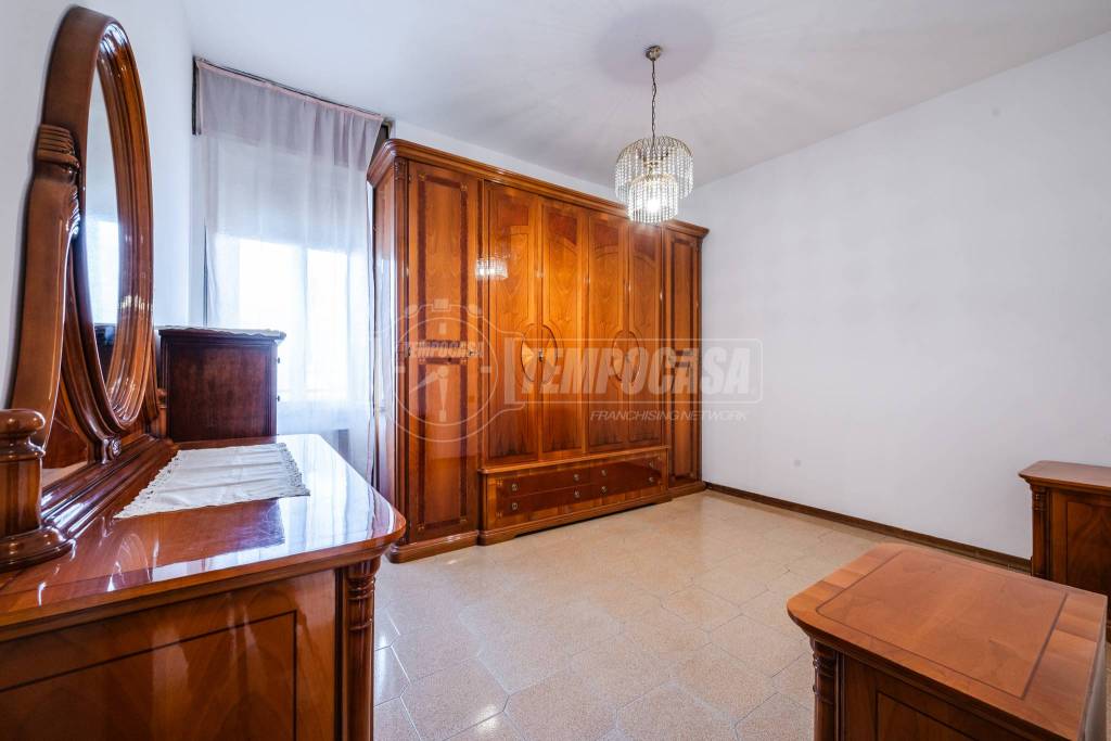appartamento in vendita a Milano in zona Vigentino
