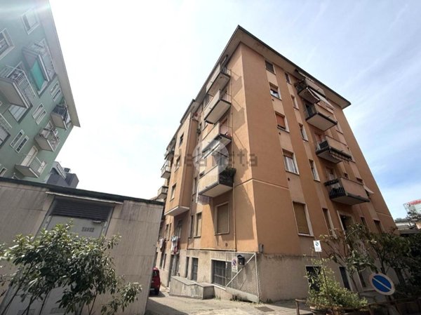 appartamento in vendita a Milano in zona San Cristoforo