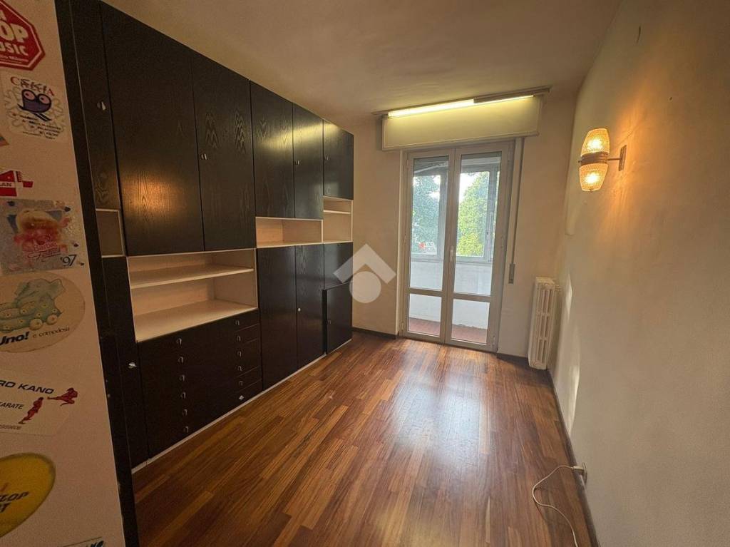 appartamento in vendita a Milano in zona Famagosta