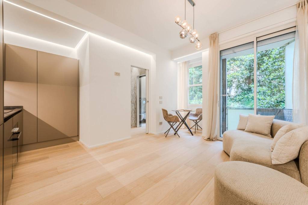 appartamento in vendita a Milano in zona Porta Venezia