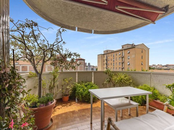 appartamento in vendita a Milano in zona Bovisa