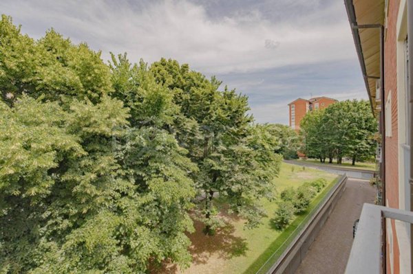 appartamento in vendita a Milano in zona Forlanini