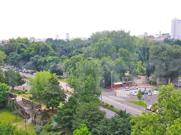 appartamento in vendita a Milano in zona Porta Nuova
