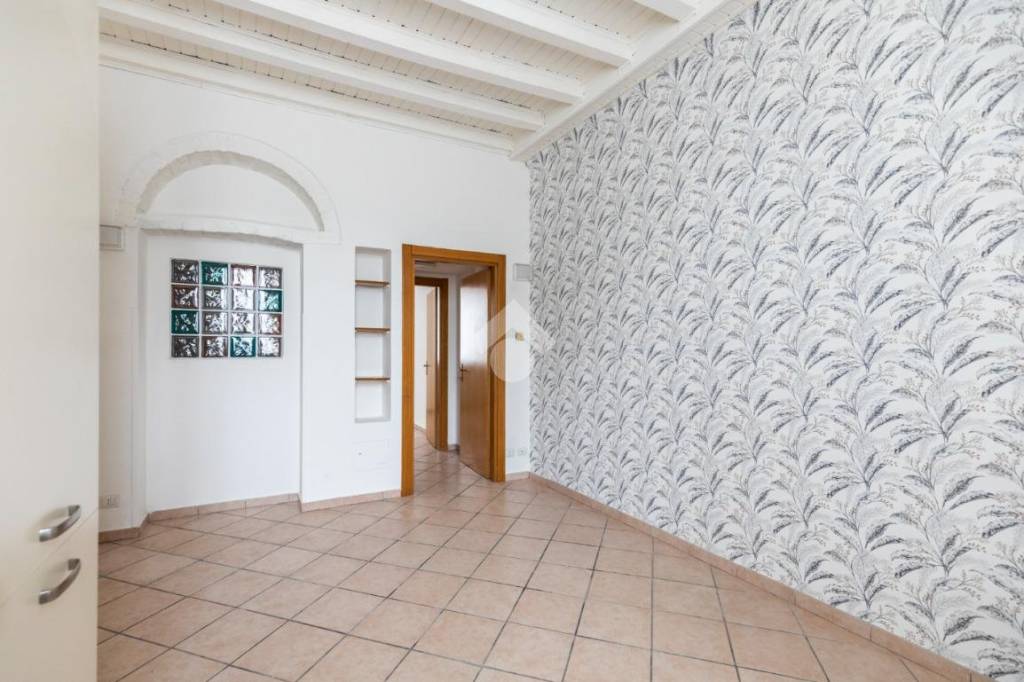 appartamento in vendita a Milano in zona Loreto