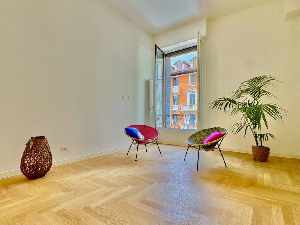 appartamento in vendita a Milano in zona Porta Genova