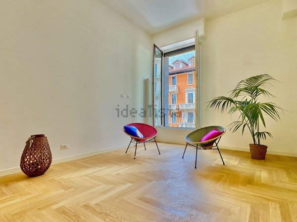 appartamento in vendita a Milano in zona Porta Genova