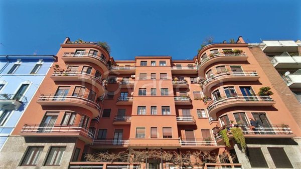 appartamento in vendita a Milano in zona Casoretto