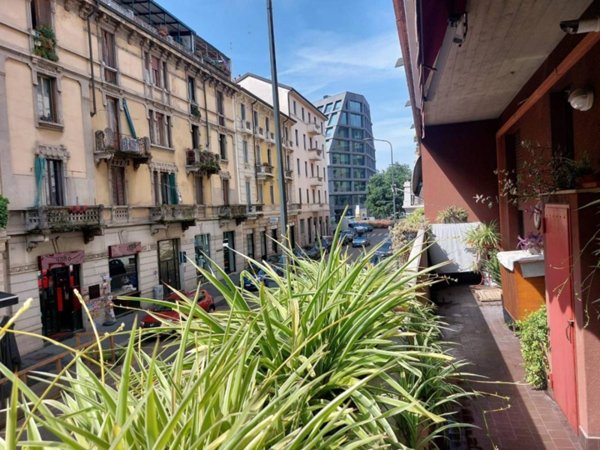 appartamento in vendita a Milano in zona Isola