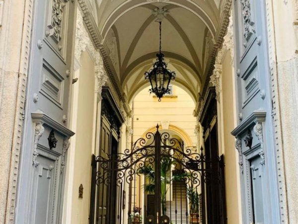 appartamento in vendita a Milano in zona Porta Venezia