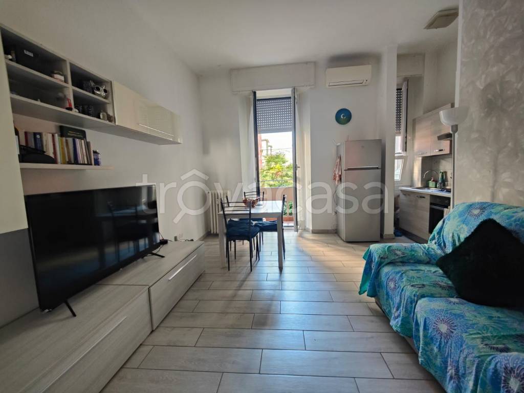 appartamento in vendita a Milano in zona Prato Centenaro