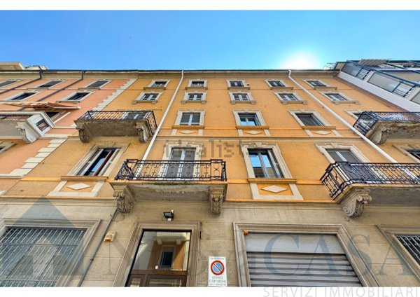 appartamento in vendita a Milano in zona Guastalla