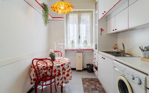 appartamento in vendita a Milano in zona Piazzale Lodi