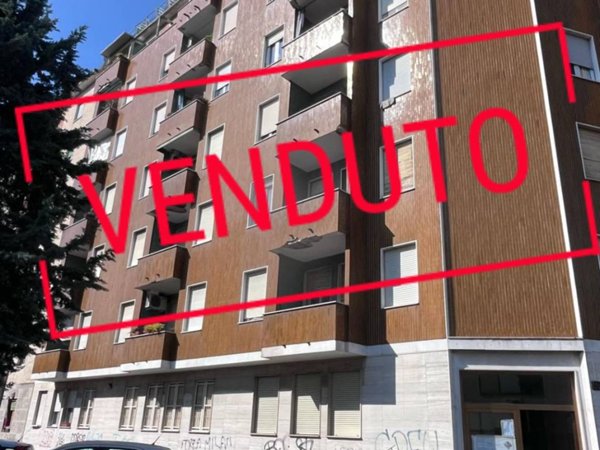 appartamento in vendita a Milano in zona Maggiolina