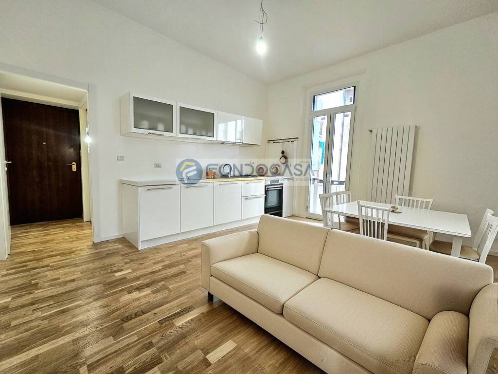 appartamento in vendita a Milano in zona Porta Vittoria
