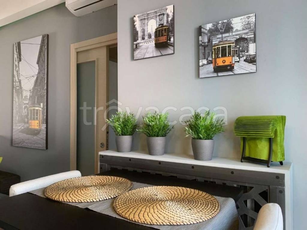appartamento in vendita a Milano in zona Comasina