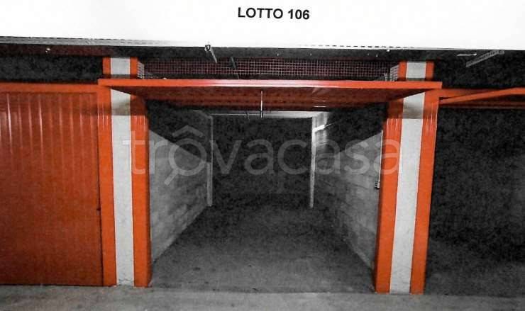 appartamento in vendita a Milano in zona Dergano