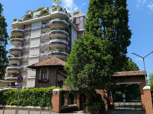 appartamento in vendita a Milano in zona San Siro