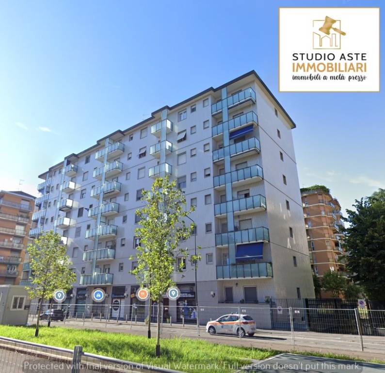 appartamento in vendita a Milano in zona Lorenteggio