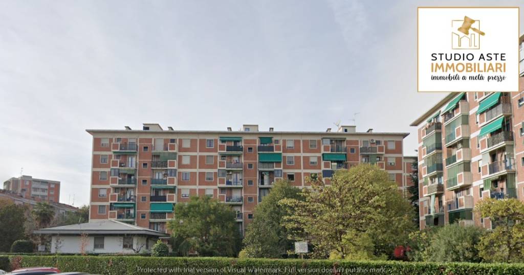 appartamento in vendita a Milano in zona Quartiere degli Olmi