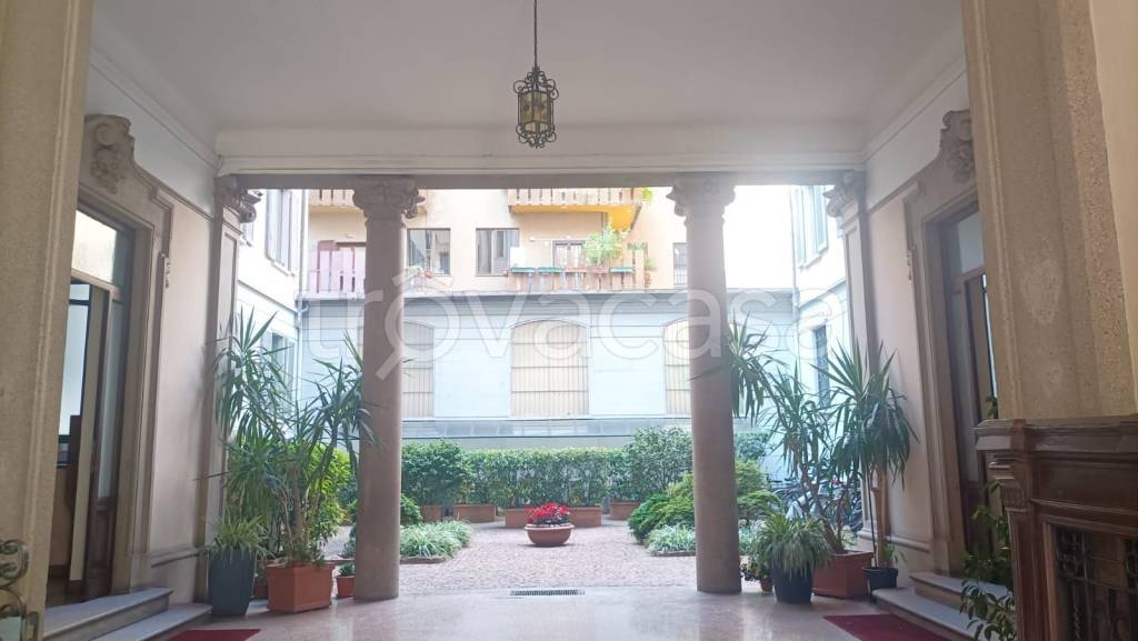 appartamento in vendita a Milano in zona Solari