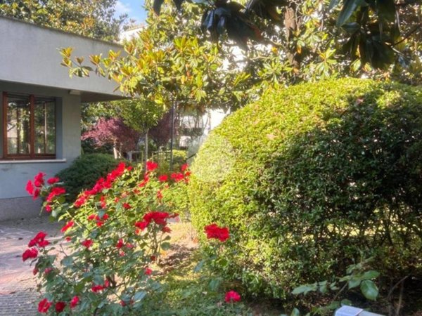 appartamento in vendita a Milano in zona Rogoredo